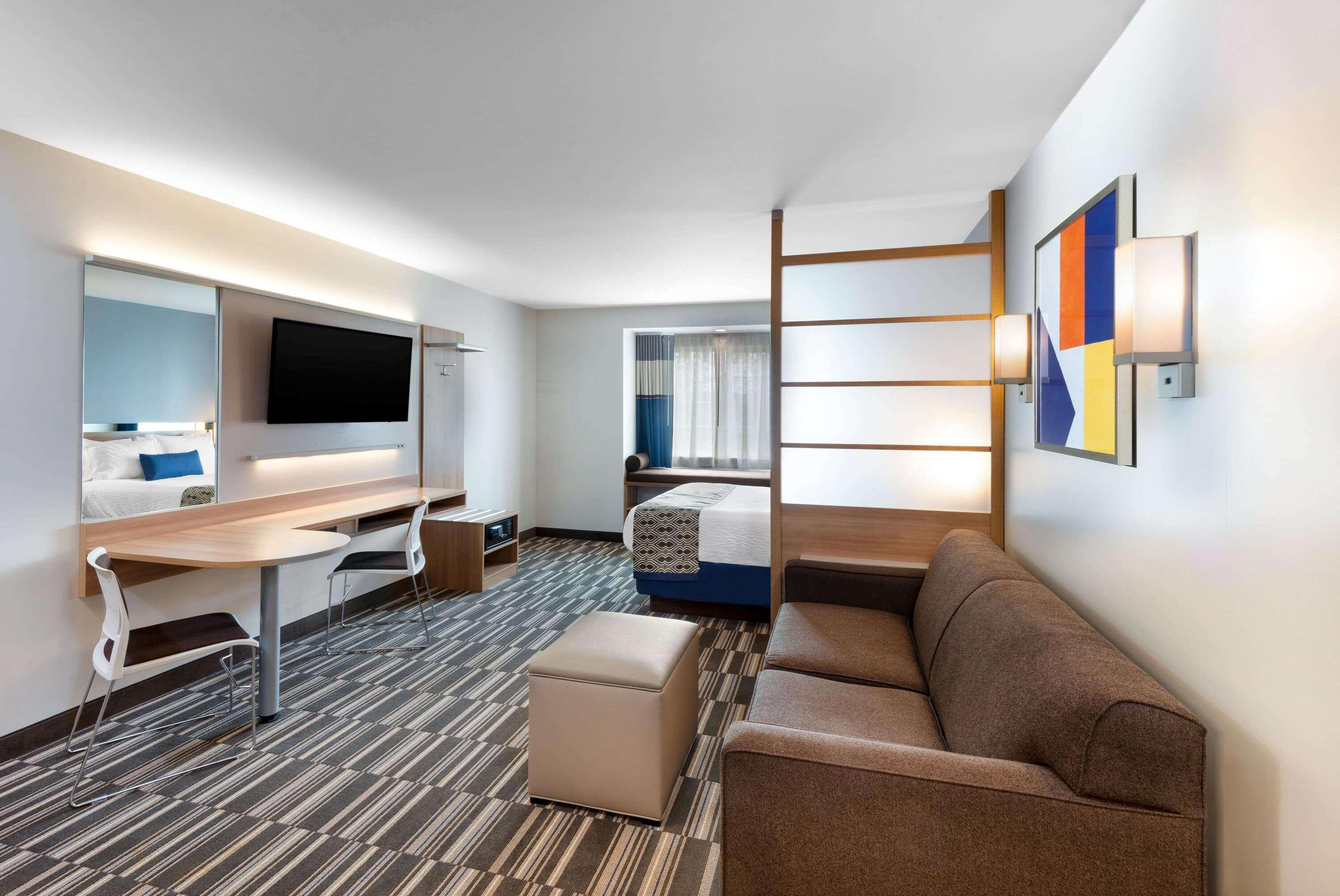 Microtel Inn & Suites By Wyndham Farmington Exterior foto